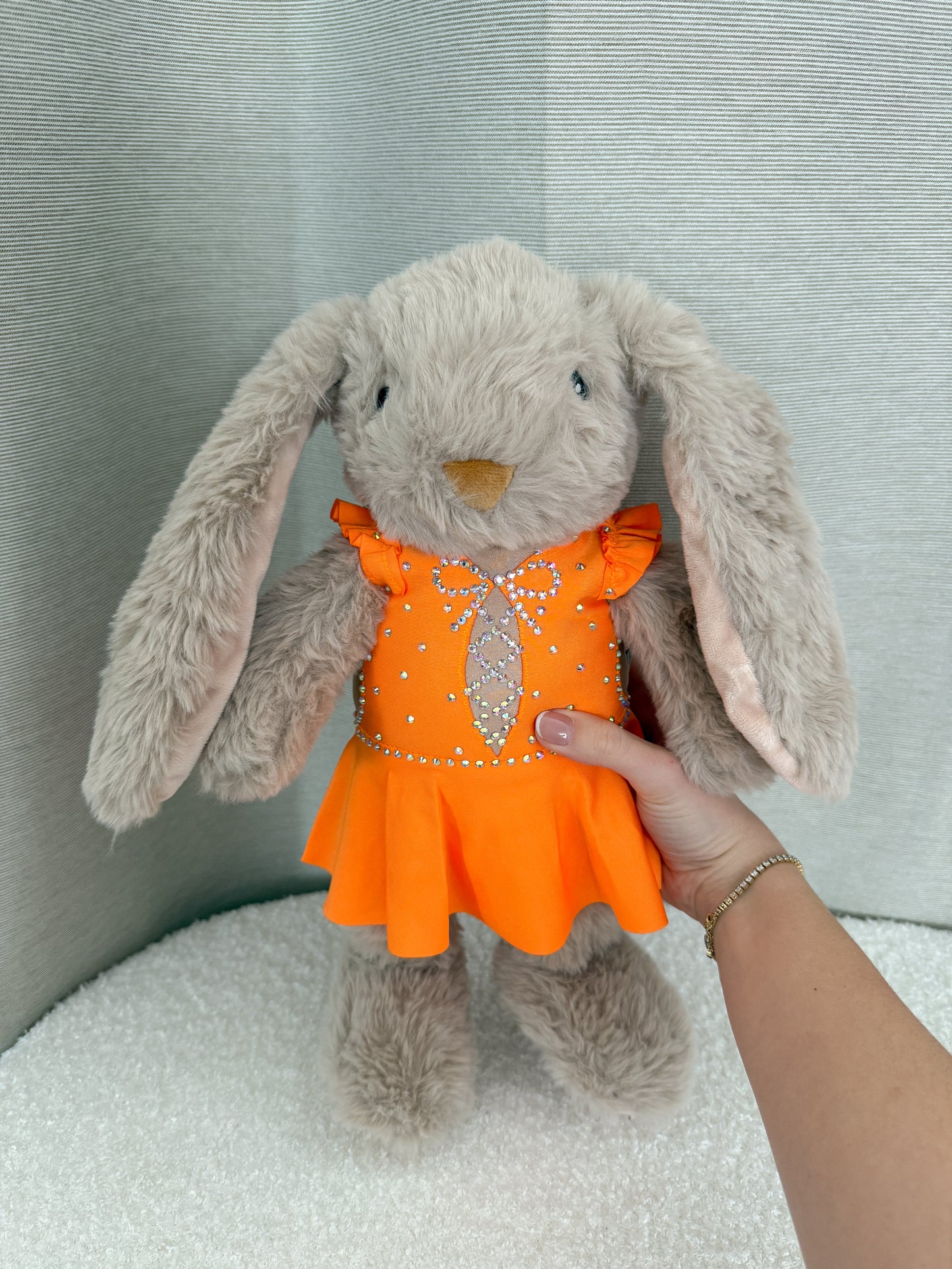 Katya rabbit beige monochrome outfit