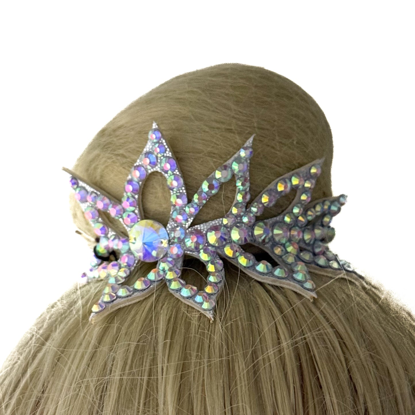 Korona na kok Camellia