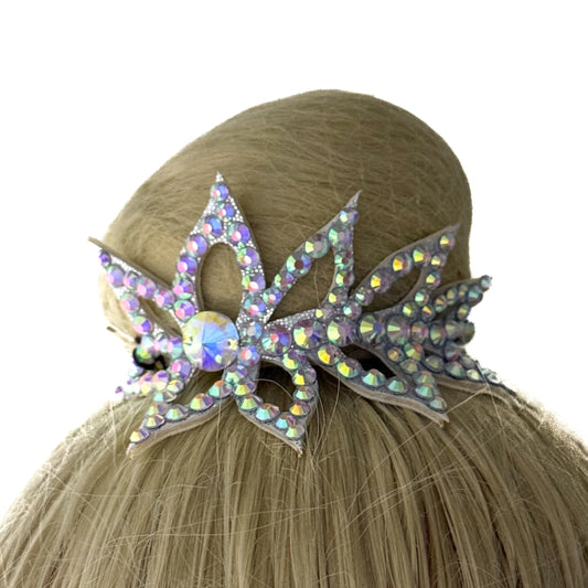 Korona na kok Camellia